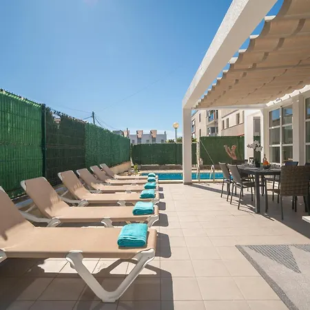 Savina By Bebreeze בקתה