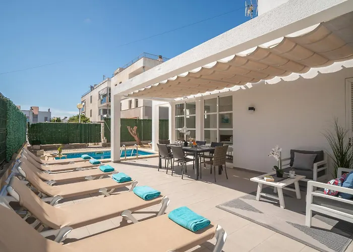 Savina By Bebreeze Chalet